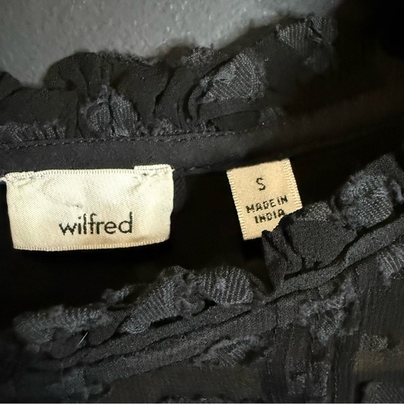 Wilfred Black Pleated Ruffled Long Sleeve Blouse - Picture 4 of 7